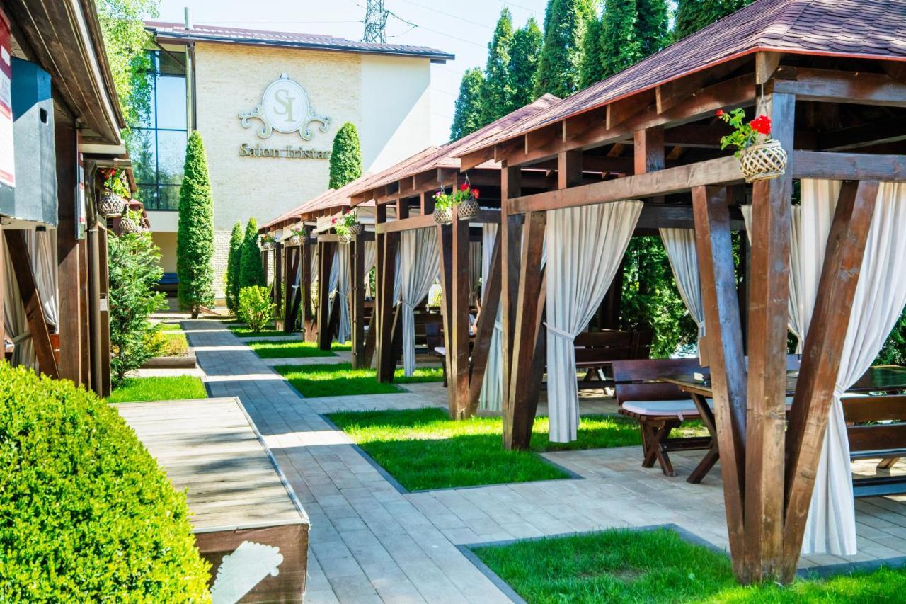 Pensiunea Iristar Fălticeni Екстериор снимка
